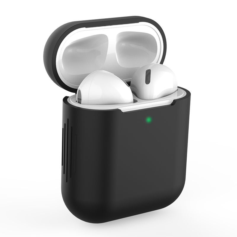 Juodas dėklas Apple Airpods Tech-Protect Icon juodas deklas apple airpods tech-protect icon atidarytas su baltomis ausinemis viduje
