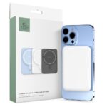 Balta išorinė baterija Tech-Protect PB10 Lifemag Magsafe 5000MAH prie telefono