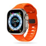 Oranžinė apyrankė Apple Watch su tvirta sportine tekstūra