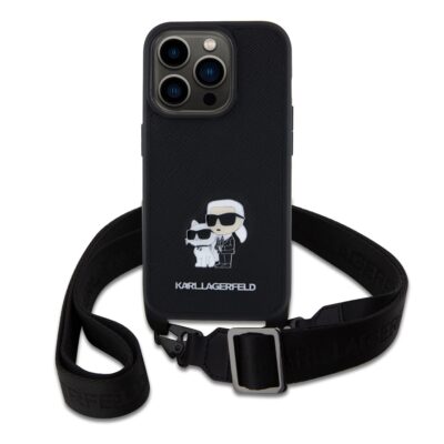 Juodas originalus dėklas Karl Lagerfeld Saffiano Crossbody Metal Karl and Choupette telefonui Apple iPhone 15 Pro su dirželiu ir pavaizduotais Karl Lagerfeld ir Choupette simboliais