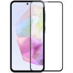 Juodas apsauginis grūdintas stiklas Nillkin Tempered Glass 2.5D CP+ PRO Samsung Galaxy A35 5G telefonui ant ekraną su spalvotu fonu