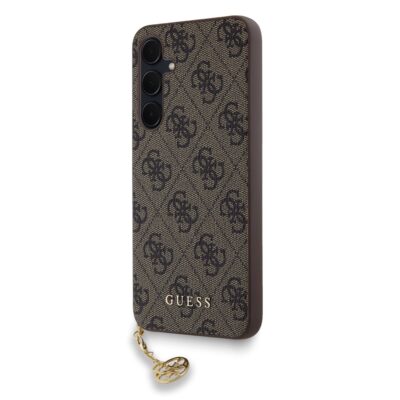 Rudas originalus dėklas Guess 4G Charms telefonui Samsung Galaxy A35 5G su išraiškingu raštu ir auksiniu pakabuku