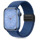 Montego mėlyna apyrankė Apple Watch su pynimo struktūra ir juodu Tech-Protect užsegimu
