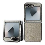 Auksinis blizgantis originalus dėklas Guess PC TPU su metaliniu logotipu Samsung Galaxy Z Flip 6