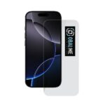 Skaidrus apsauginis ekrano stikliukas Apple iPhone 16 Pro, matomas priekinis stikliukas prie telefono ekrano