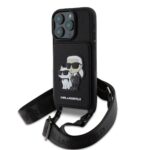 Juodas dėklas Karl Lagerfeld Saffiano Crossbody Metal Karl and Choupette telefonui Apple iPhone 16 Pro su dekoratyvine figūra ir juodu dirželiu