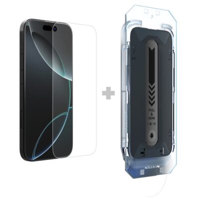 Apsauginis ekrano stikliukas su aplikatoriumi telefonui Apple iPhone 16 Pro Max matomas su skaidriu stikliuku ir plastiku aplikatoriumi.