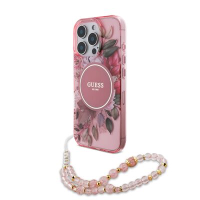 Rausvas dėklas telefonui Apple Iphone 15 Pro Max Guess IML Flowers Pearl Strap MagSafe su gėlėmis ir perlų dirželiu