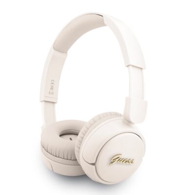 Beige belaidės ausinės Guess Script Metal Logo Wireless Headphone su auksiniu logotipu.