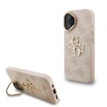 Rausvas dėklas telefonui Apple iPhone 16 Guess PU su metaliniu logotipu ir stoveliu