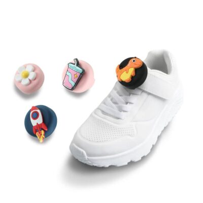 Spalvoti TECH-PROTECT SMOOTH FOR KIDS 4-PACK dėklai Apple Airtag 1 ir 2 versijoms su vaikams skirtomis figūrėlėmis