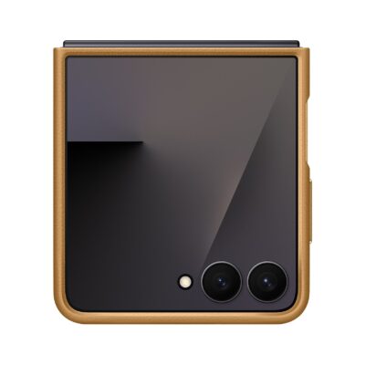 Camel originalus dėklas EF-VF766PAE KindSuit telefonui Samsung Galaxy Z Flip 7 šviesiai rudas aplink telefono kamerą