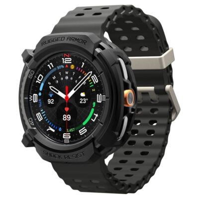 Juodas matinis dėklas Samsung Galaxy Watch 8 Classic 46 MM Spigen Rugged Armor aplink laikrodžio ciferblatą ir juodos spalvos perforuota apyrankė