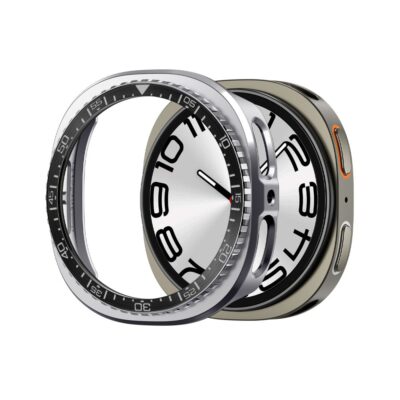 Juodas dėklas Samsung Galaxy Watch 8 44 MM SPIGEN BEZEL TUNE PRO DIVER su juoda apvadu ir pilku laikrodžio korpusu