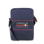 Tamsiai mėlynas krepšys Red Bull Nylon Oversize Vertical Logo 8 Travel Kit su raudonos ir pilkos spalvų detalėmis