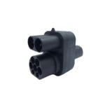 Adapteris Reach CCS2 to Tesla NACS DC su juodos spalvos korpusu ir lizdais