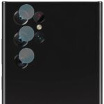 Apsauginis stiklas galiniai kamerai Samsung Galaxy S928 S24 Ultra ant juodos telefono kameros modulių.