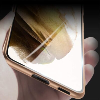 Auksinės spalvos dėklas Samsung Galaxy S21 Plus S30 Plus X-level Guardian rodomas iš arti su aukso atspalviu ir išpjovomis įkrovimo lizdui ir garsiakalbiams
