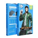 Juodas apsauginis stikliukas 5D Mr. Monkey Glass (Strong Matte) Apple iPhone 17 Pro Max pakuotėje su animacinio personažo iliustracija