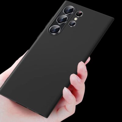 Juodas dėklas Samsung Galaxy S918 S23 Ultra 5G telefone su matiniu paviršiumi ir kamerų išpjovomis