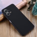 Juodas dėklas Xiaomi Poco X5 5G su matinio paviršiaus apdaila ir angomis kameroms