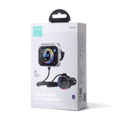 Juodas FM bangų moduliatorius Joyroom JR-CL18 USB-C ir 2xUSB-A 30W pakuotėje