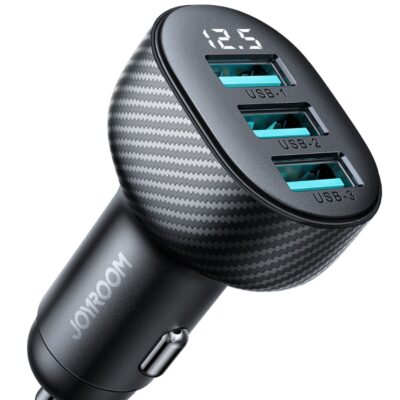Juodas įkroviklis automobilinis Joyroom JR-CCD03 su 3 USB-A portais ir 17W galia