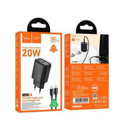 juodas įkroviklis hoco n60 20w gan usb-c su usb-c kabeliu 1m, rodomas baltame ir oranžiniame pakete