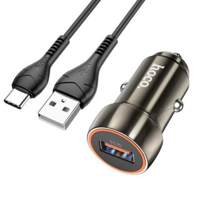 Pilkas įkroviklis automobilinis Hoco Z46 USB-A 18W QC3.0 su prijungtu juodu USB-A į Type-C kabeliu