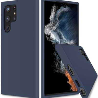 Tamsiai mėlynas dėklas Samsung Galaxy S22 Ultra telefone, rodomos kameros ir telefono prievadai