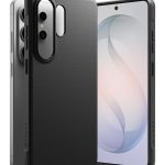 Juodas dėklas Samsung Galaxy S26 Ultra Ringke Onyx, matomas su juodu matinio paviršiaus dizainu