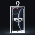 Skaidrus deklas Apple iPhone 15 Pro Space Collection matomas pakavime su Zeme ir SPACE COLLECTION uzrasu
