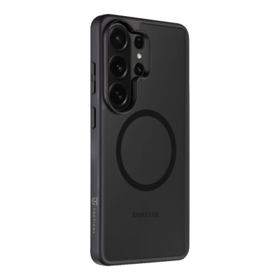 Juodas dėklas Samsung Galaxy S26 Ultra su apvaliu žiedu ant nugaros ir matomais kamera modulių išdėstymu