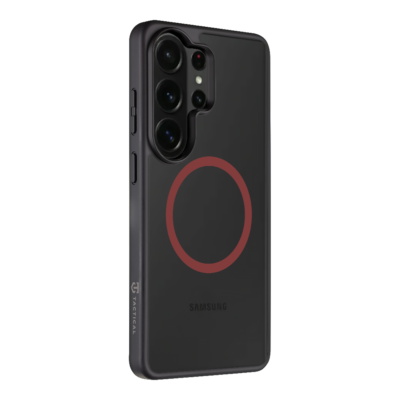 Juodas raudonas dėklas Samsung Galaxy S26 Ultra su dideliu raudonu apskritimu ant nugaros.