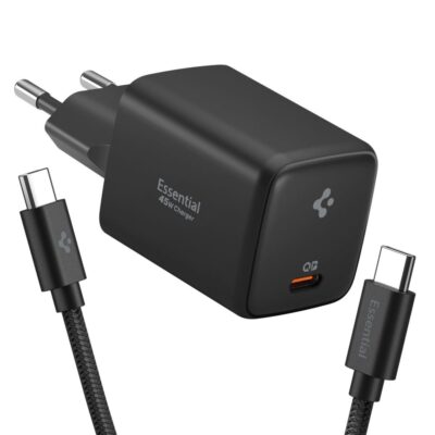 Juodas SPIGEN EE451EU Essential 45W įkroviklis su USB-C laidu, matoma USB-C jungtis