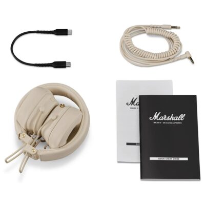 Kremines belaidės ausines Marshall Major V On-Ear Bluetooth su priedais: USB-C kabelis ir 3,5 mm AUX laidas bei vadovai