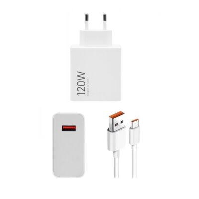 Baltas Xiaomi HyperCharge 120W USB-A įkroviklis su USB-A ir USB-C kabeliais, matomas 120W ženklinimas