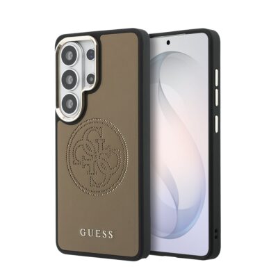 Rudas dėklas Guess PU perforuotu logotipu ir juodu rėmu, matomas kameros modulis