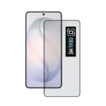 Juodas apsauginis ekrano stiklas Samsung Galaxy S26 su OBAL:ME logotipu