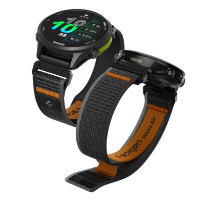 Juoda-oranžinė apyrankė SPIGEN ATHLEX AIR GARMIN QUICKFIT 22 MM su juodu laikrodžiu ir ryškiai oranžiniais akcentais
