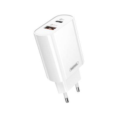 Baltas įkroviklis Remax RP-U37 20W USB-C / USB-A, matomos USB-C ir USB-A jungtys.