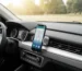 Telefono laikiklis automobilyje ant prietaisų skydelio
